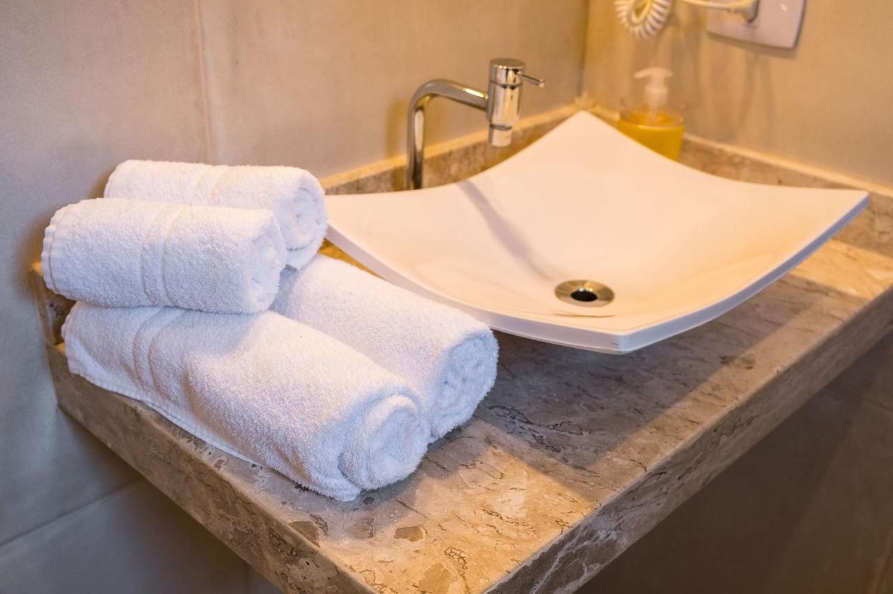 Ambar - Vista Para O Mar, 3 Suites, 1,5Km Do Centro,Piscina, Wi-Fi E Churrasqueira 파라티 외부 사진
